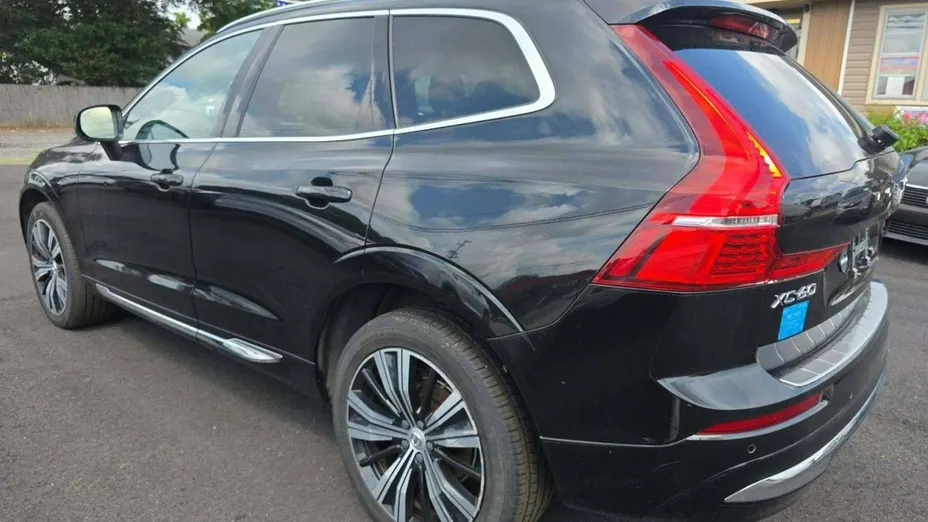 VOLVO XC60 -