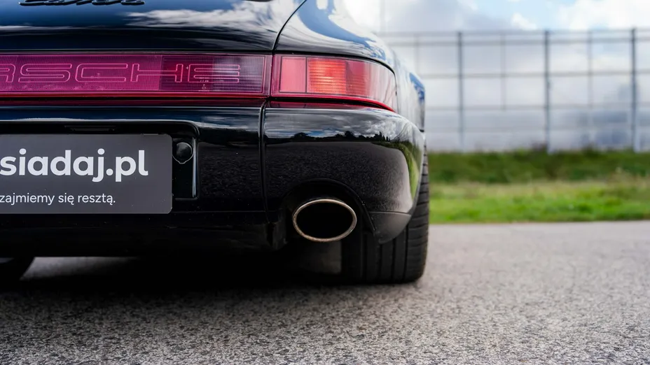 PORSCHE 911 -