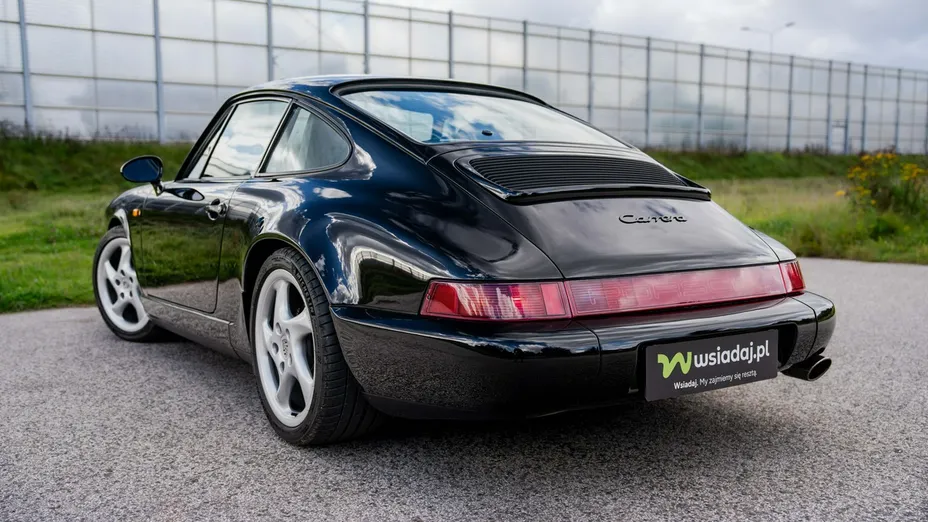 PORSCHE 911 -