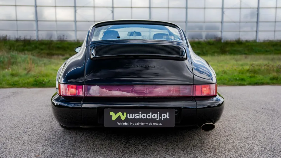 PORSCHE 911 -