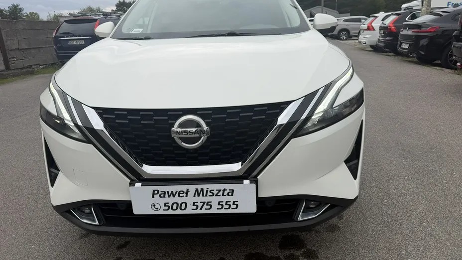 NISSAN Qashqai -