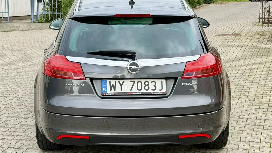 OPEL Insignia -