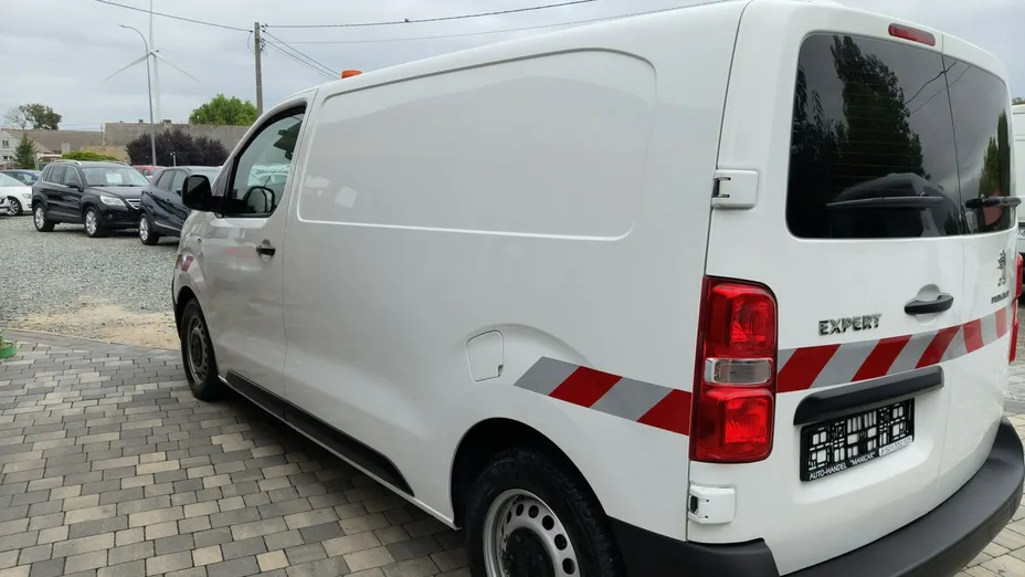 PEUGEOT Expert -