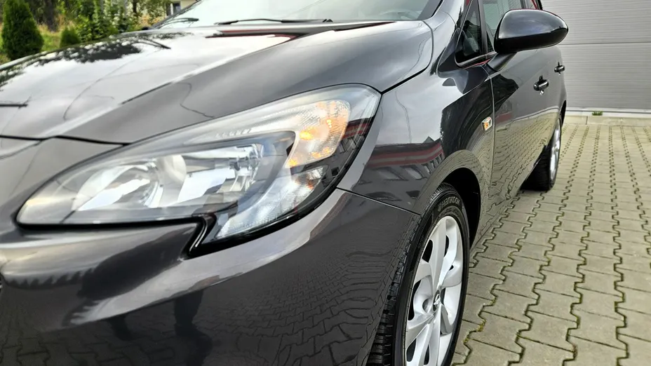 OPEL Corsa -