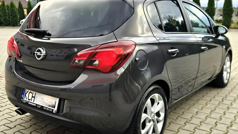OPEL Corsa -