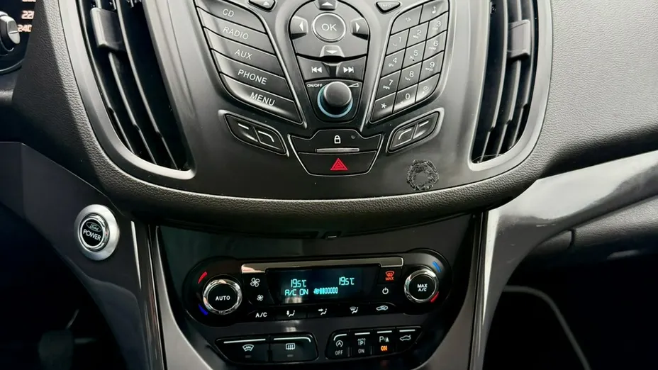 FORD Kuga -