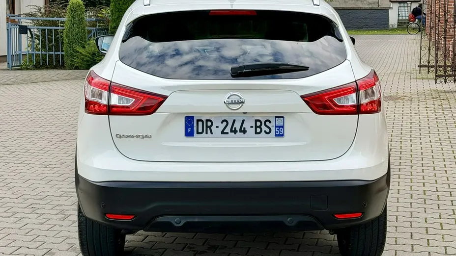 NISSAN Qashqai -