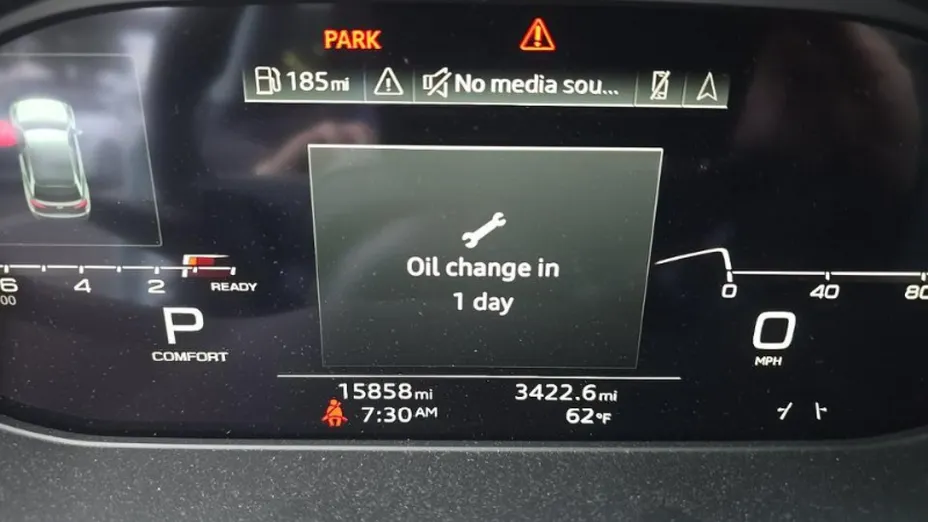 AUDI Q3 -