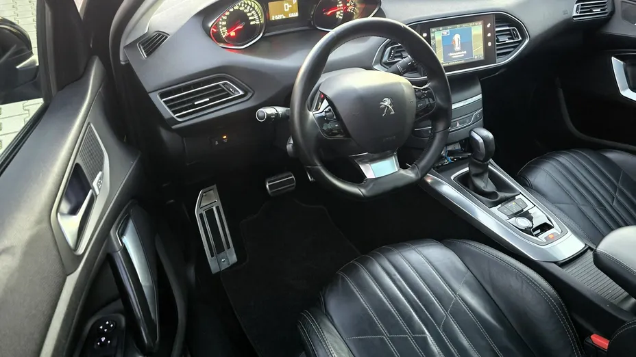 RENAULT Megane -