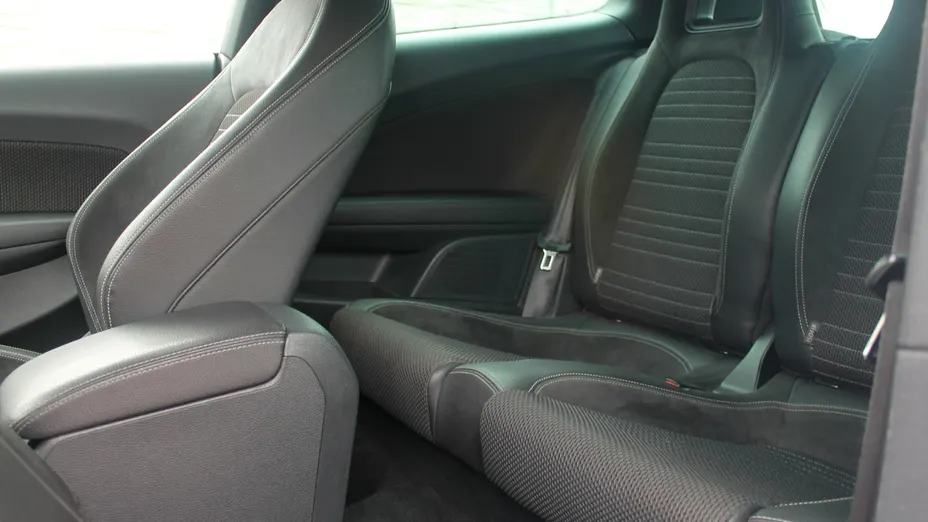 VOLKSWAGEN Scirocco -