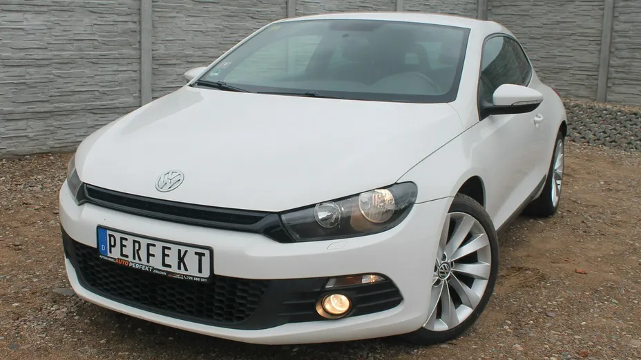 VOLKSWAGEN Scirocco -