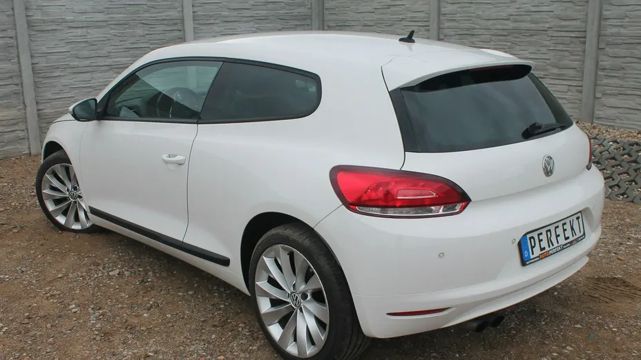 VOLKSWAGEN Scirocco -
