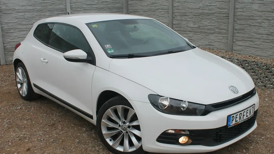 VOLKSWAGEN Scirocco -