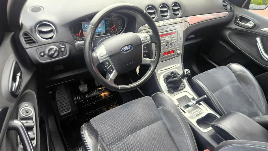 FORD S-MAX -