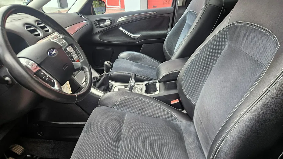 FORD S-MAX -