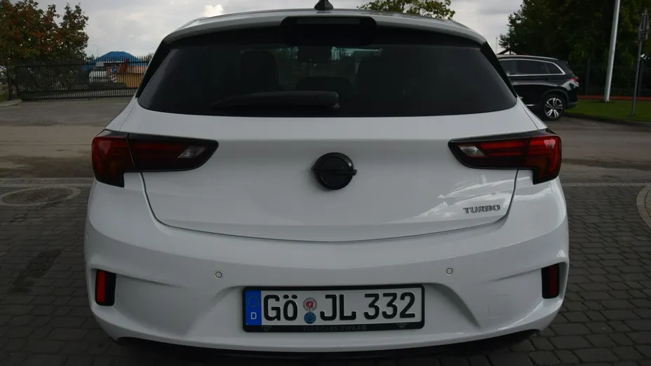 OPEL Astra -