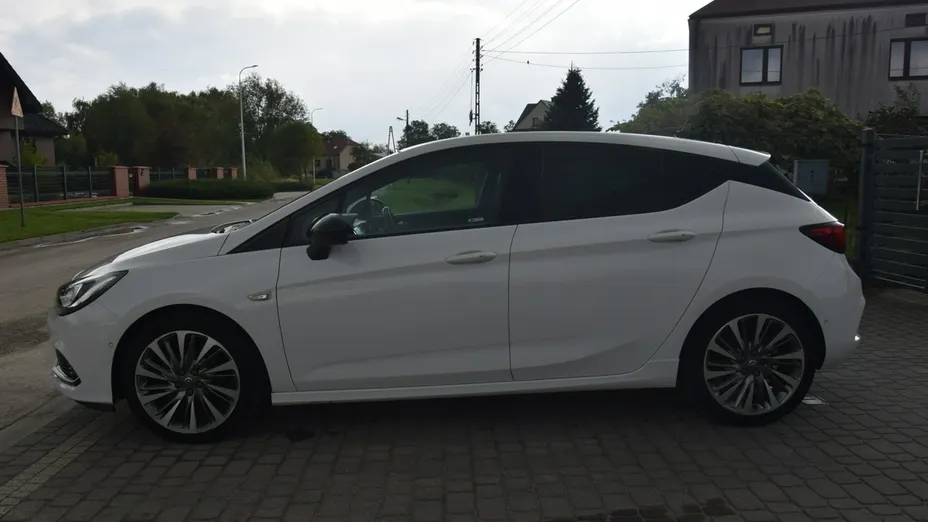 OPEL Astra -