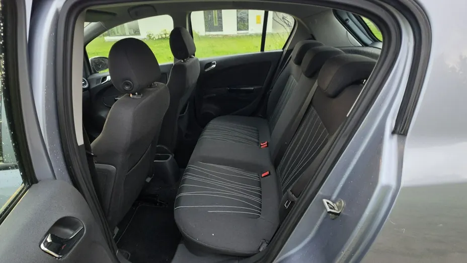 OPEL Corsa -
