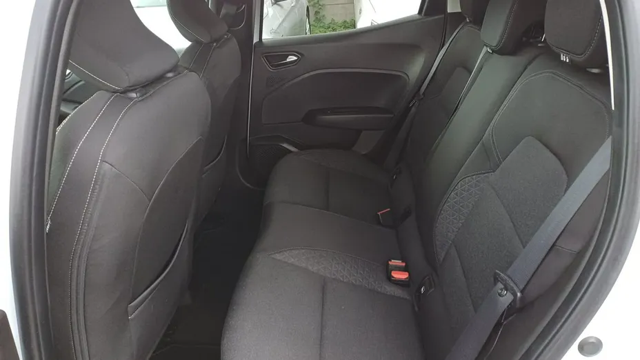 RENAULT Clio -