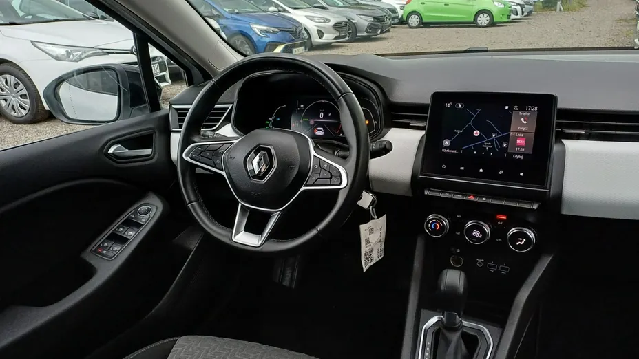 RENAULT Clio -