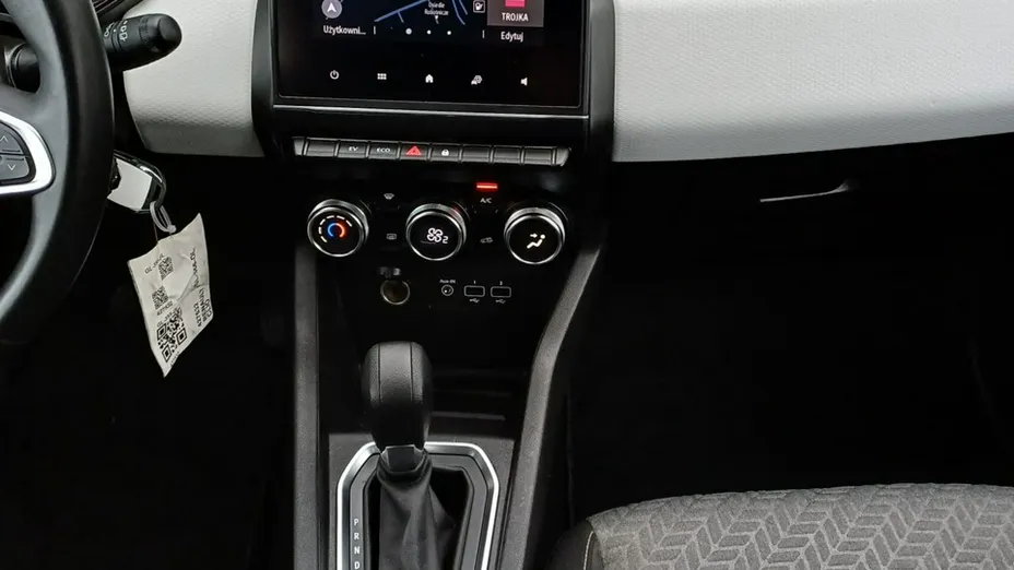 RENAULT Clio -