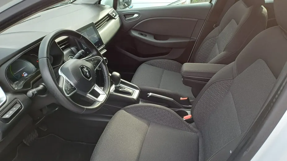 RENAULT Clio -