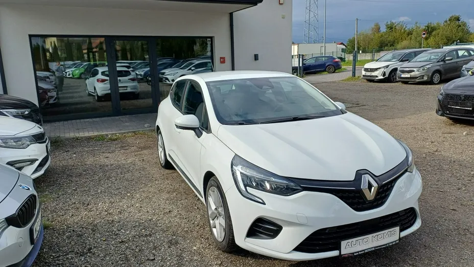 RENAULT Clio -