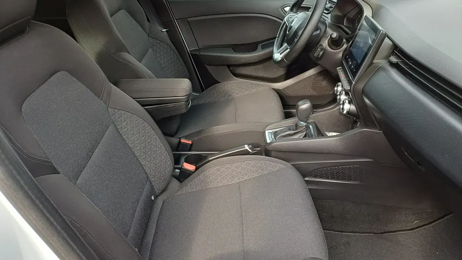 RENAULT Clio -