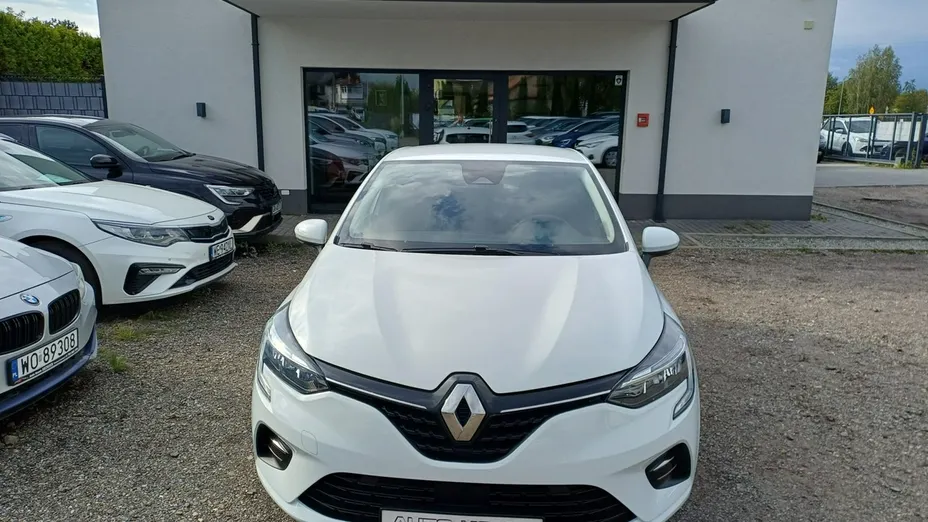 RENAULT Clio -