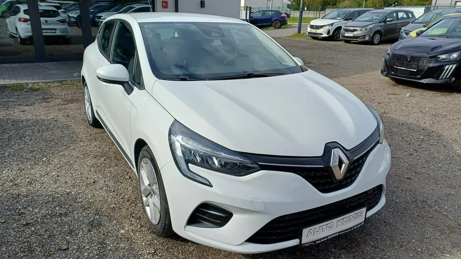 RENAULT Clio -