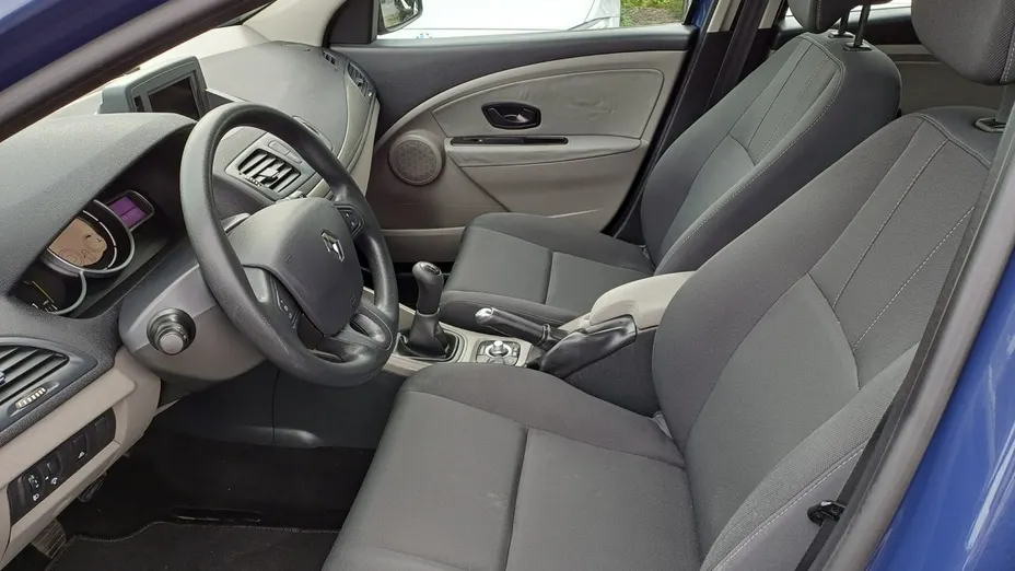 RENAULT Megane -