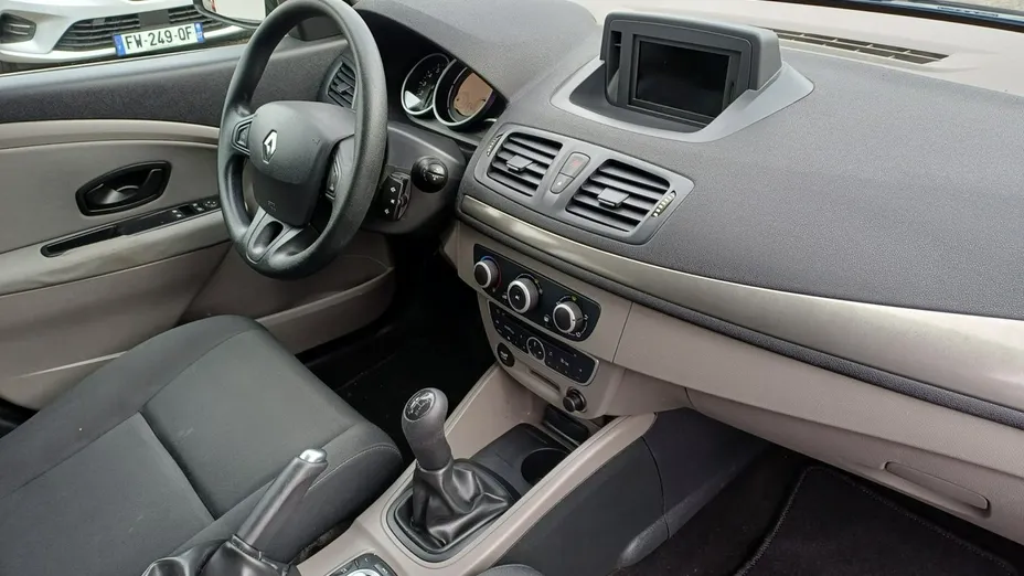 RENAULT Megane -