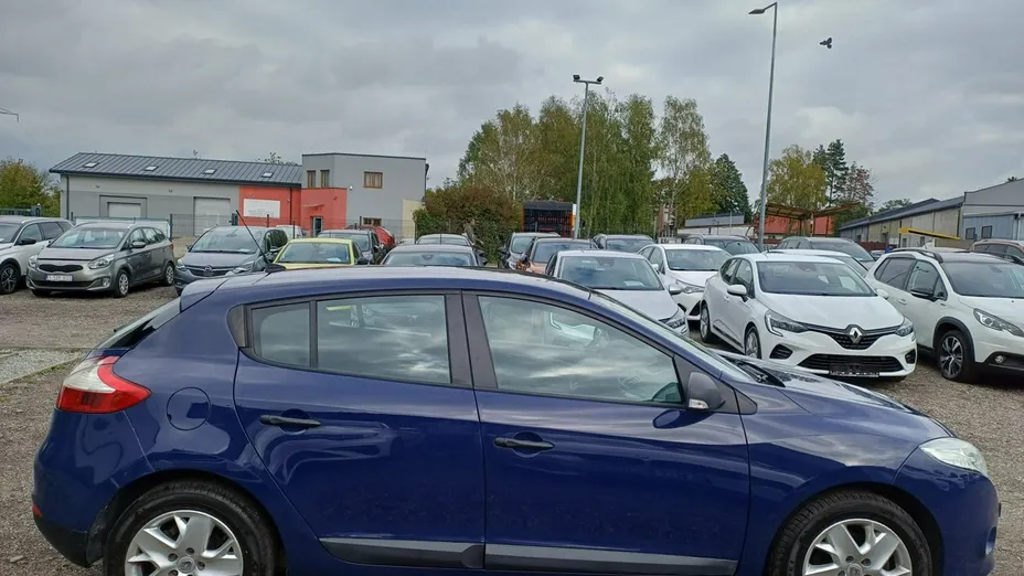 RENAULT Megane -