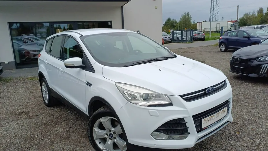 FORD Kuga -