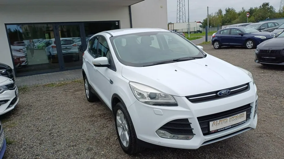 FORD Kuga -
