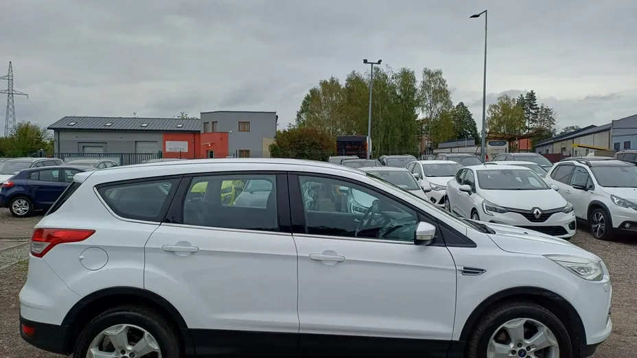 FORD Kuga -