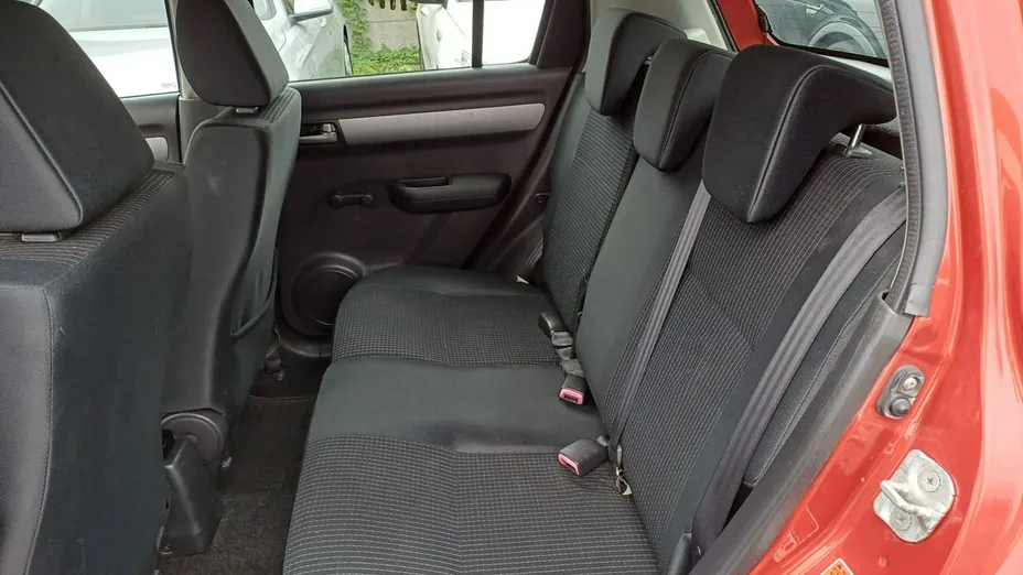 SUZUKI Swift -