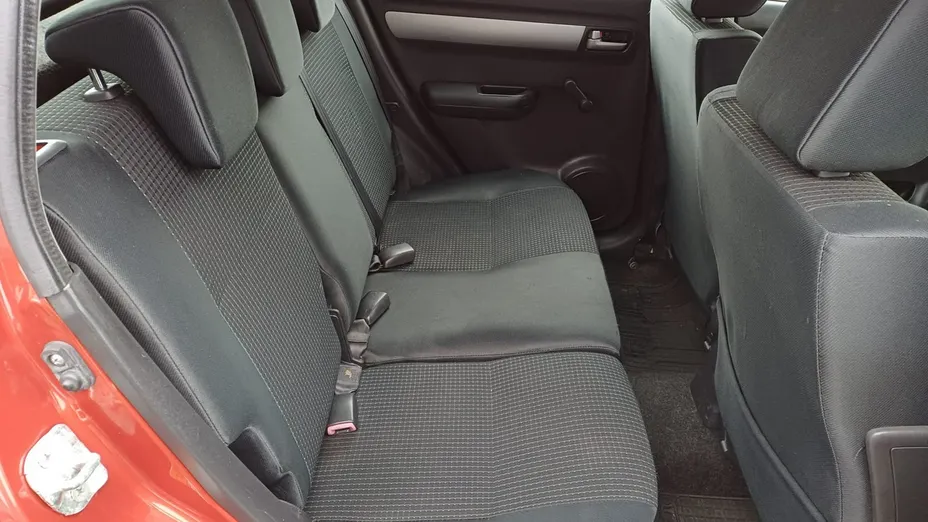 SUZUKI Swift -