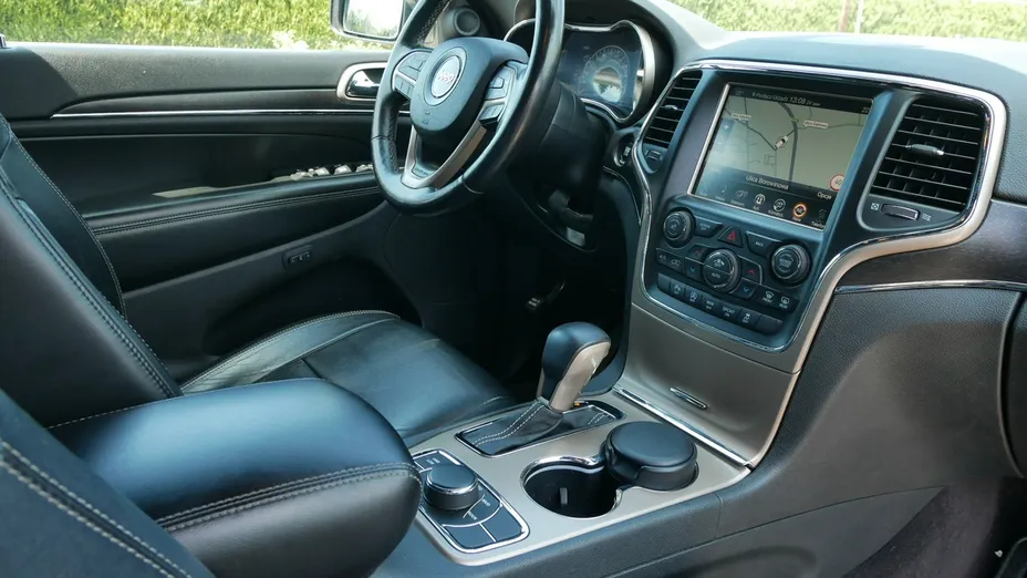 JEEP Grand Cherokee -