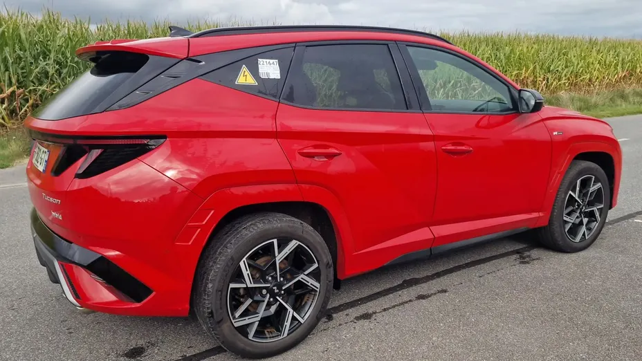 HYUNDAI Tucson -