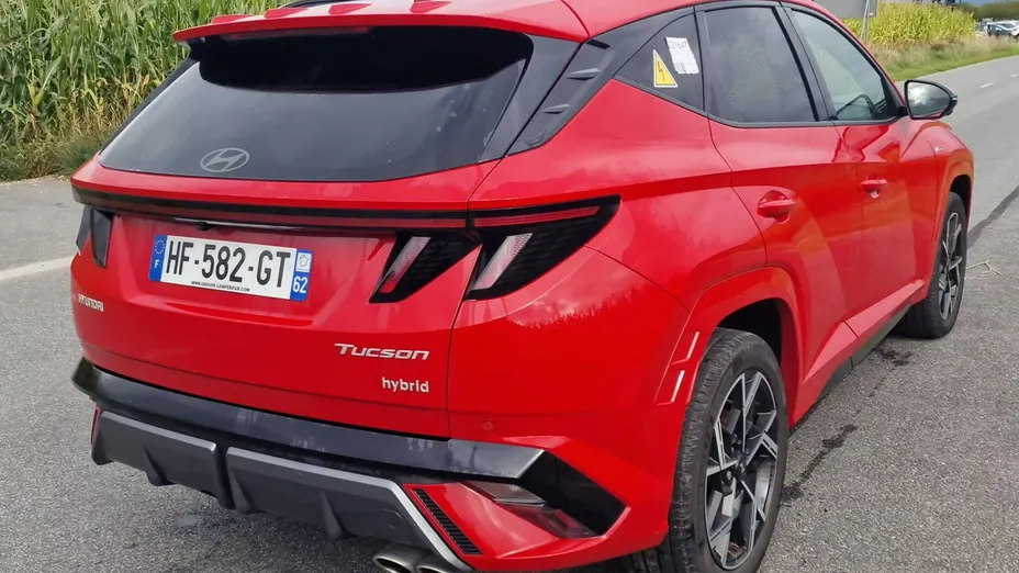 HYUNDAI Tucson -