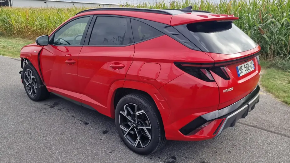 HYUNDAI Tucson -