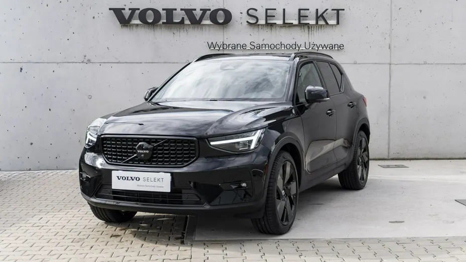 VOLVO XC40 -
