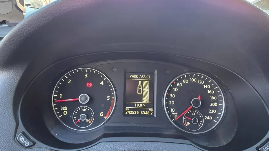 VOLKSWAGEN Sharan -