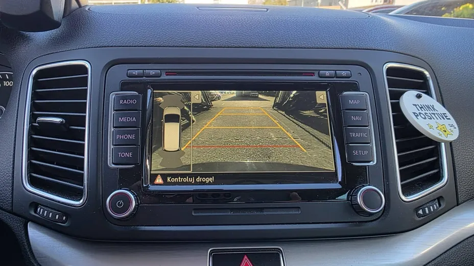 VOLKSWAGEN Sharan -