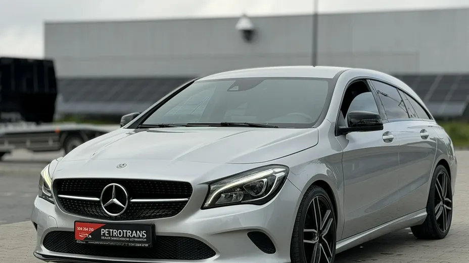 MERCEDES-BENZ CLA -