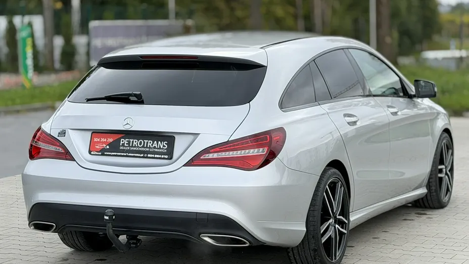 MERCEDES-BENZ CLA -