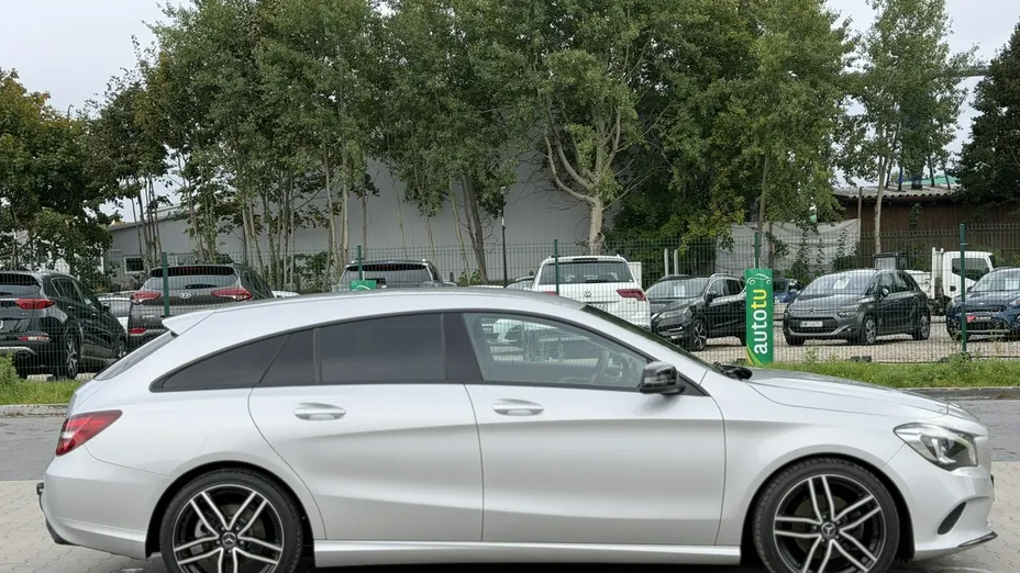 MERCEDES-BENZ CLA -