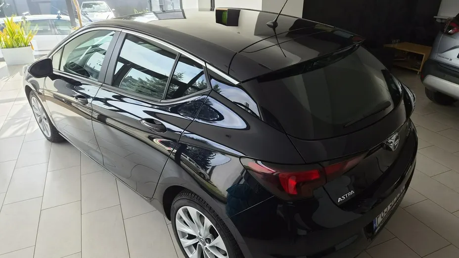 OPEL Astra -