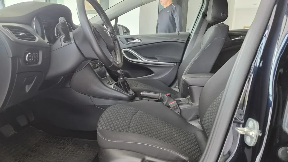OPEL Astra -